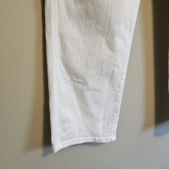 7 For All Mankind HW Crop Straight White Jeans Button Fly Size 30 - Picture 3 of 10